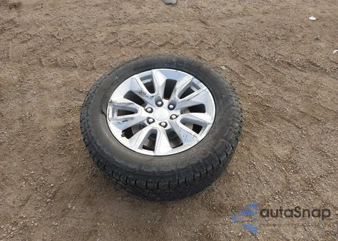 2022 Chevrolet Silverado 1500 2Wd Standard Bed Custom from USA, damaged, VIN 1GCRABEK2NZ624993